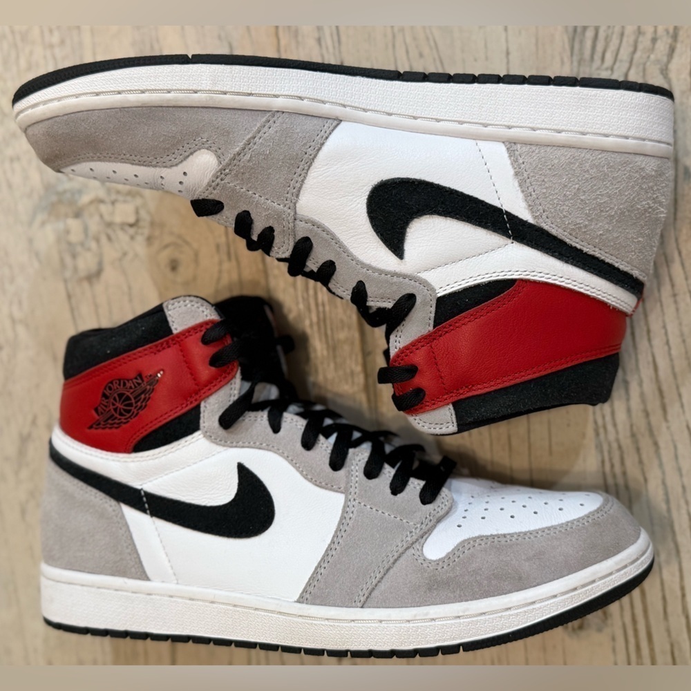 Men’s Nike Air Jordan 1 Retro High in light smoke and gray size 11 - Picture 7 of 13